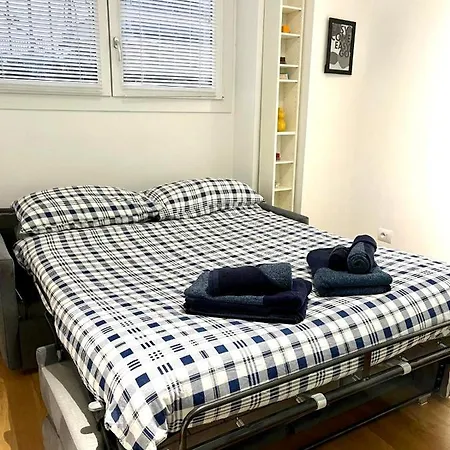 Apartamento The Small White House In