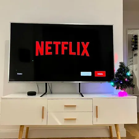 The Small White House In Lejlighed Milano