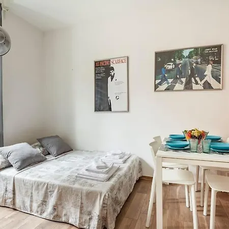 Delizioso Sul Castello Con Netflix & Wifi Апартаменты *