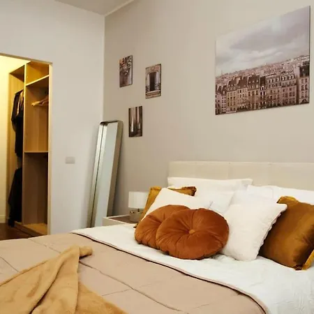Luminoso 1min Dalla Metro Luxhome33 Apartament