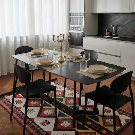 Apartament Luminoso 1min Dalla Metro Luxhome33 Mediolan