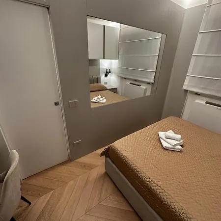 Bilocale Luxury A 50 Mt Dalla Stazione Di *