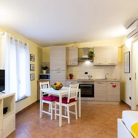 Gorla Skyline - Floor Milan