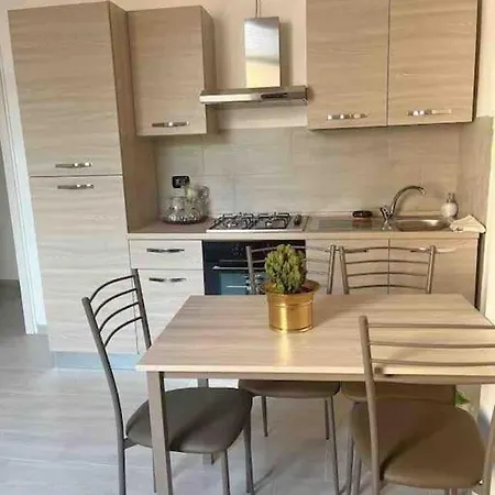 Isola District,famous Area, Space Flat, Lightful,6 Pax Appartamento *