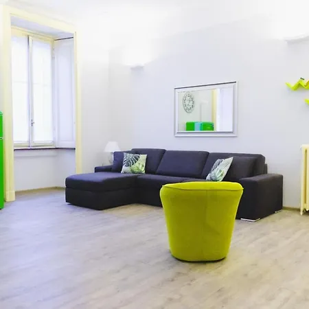 Guesthost - Book Now! Corso Buenos Aires & Loreto M1