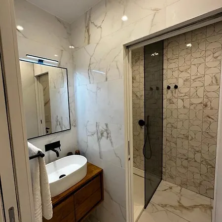 Bilocale Luxury A 50 Mt Dalla Stazione Di Apartment Milan