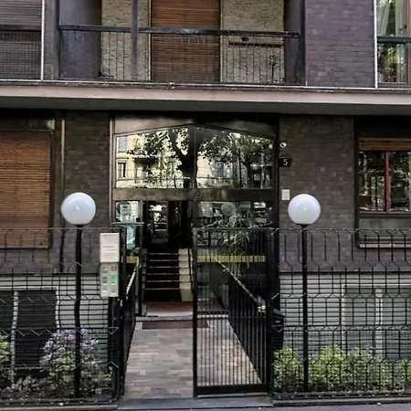 Apartment Citta Studi M4 Subway Linate, Center 10 Min, Luminoso Full Optional Wi-fi