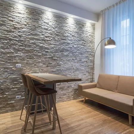 Easylife - Elegante E Moderno In Zona Garibaldi Apartment