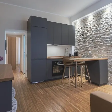Easylife - Elegante E Moderno In Zona Garibaldi *