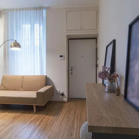 Apartment Easylife - Elegante E Moderno In Zona Garibaldi