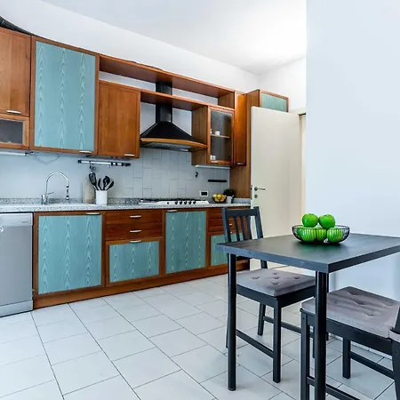 Διαμέρισμα Joivy Lovely And Inviting Flat With Balcony *