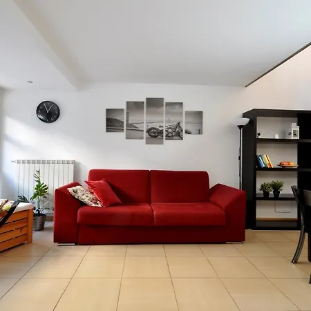 Loft Ristrutturato Vicino M4 Argonne - San Benigno *