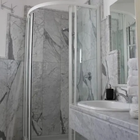 Con Terrazzo Apartment