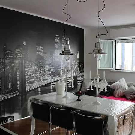 Apartment Con Terrazzo