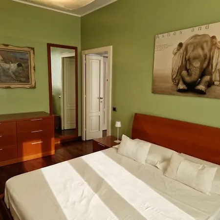 Cozy Flat Mins Walk To Navigli And Metro Porta Genova 밀라노