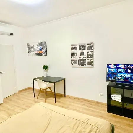 Con Bagno Privato - Zona Bocconi Homestay