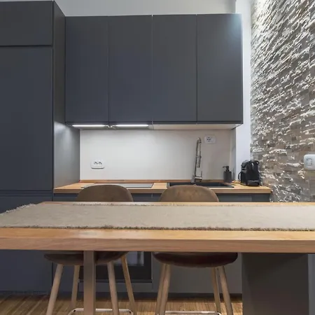 Easylife - Elegante E Moderno In Zona Garibaldi Milan