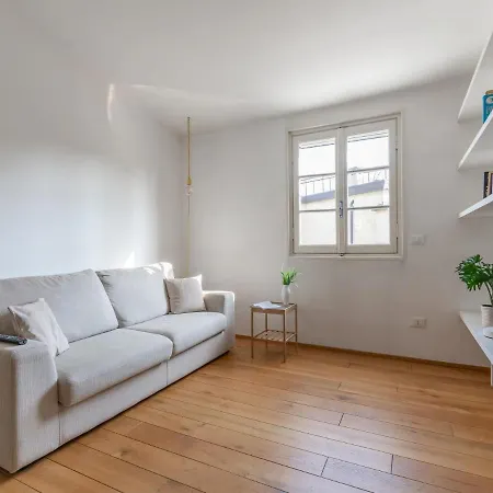 The Rent - Lovely One-bedroom In Moscova