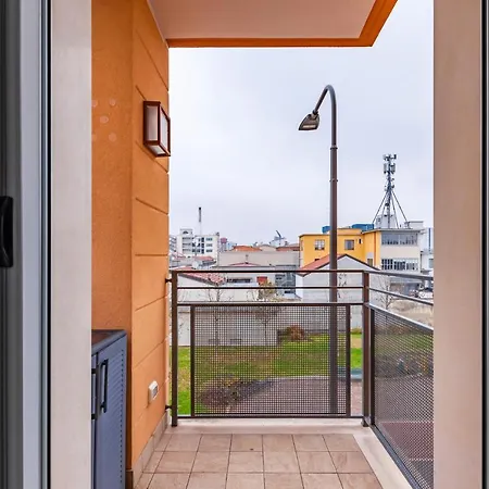 Διαμέρισμα Balcony Apt *