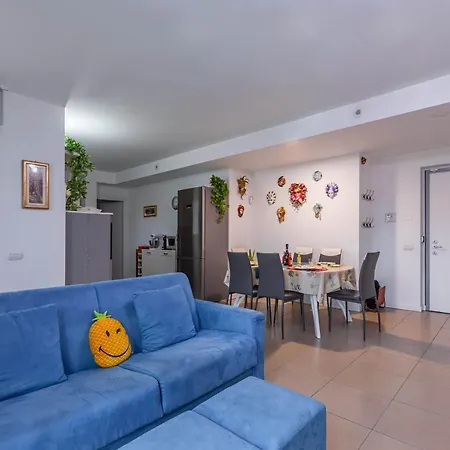 Balcony Apt Διαμέρισμα