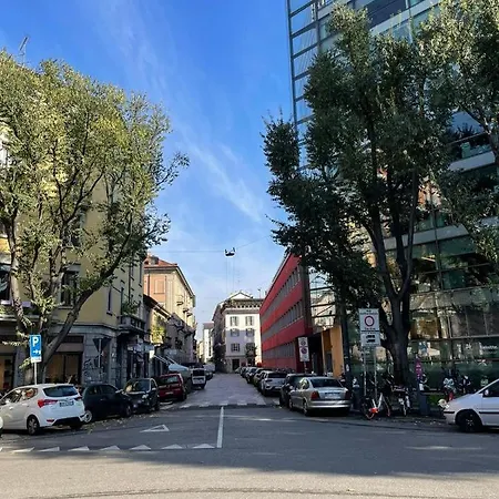 Appartamento Cozy Flat Mins Walk To Navigli And Metro Porta Genova Milano