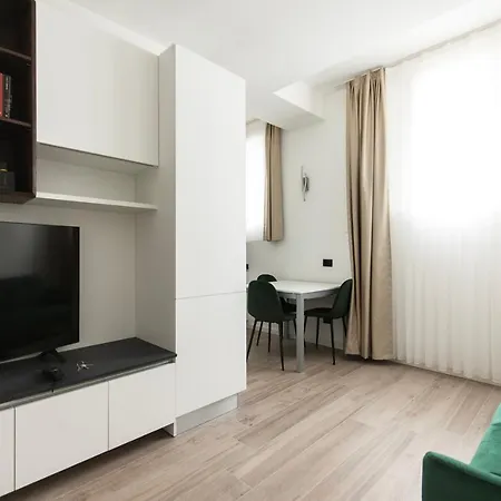 Youhosty - Montebianco 4/6 公寓