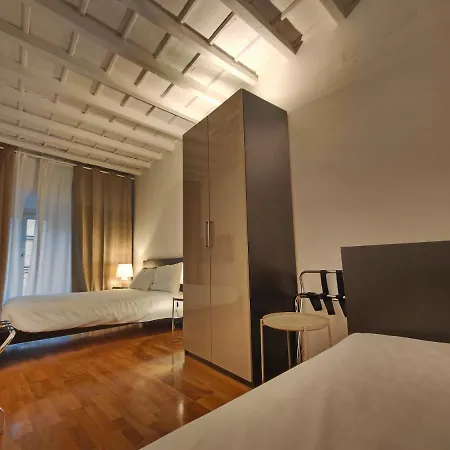 شقة Crocetta - Design With Terrace ميلان