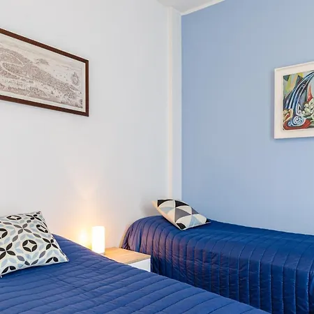 Arcus Pacis - Large Flat Apartment *