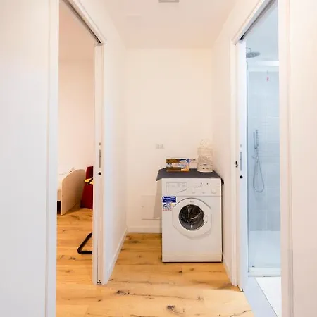 Nuovissimo Bilocale In Zona Navigli/romolo Apartamento Milán