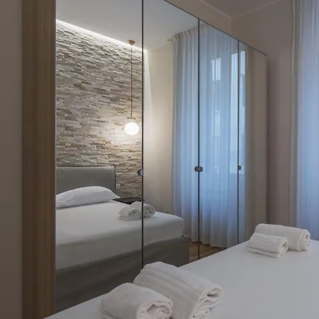 Easylife - Elegante E Moderno In Zona Garibaldi Milan