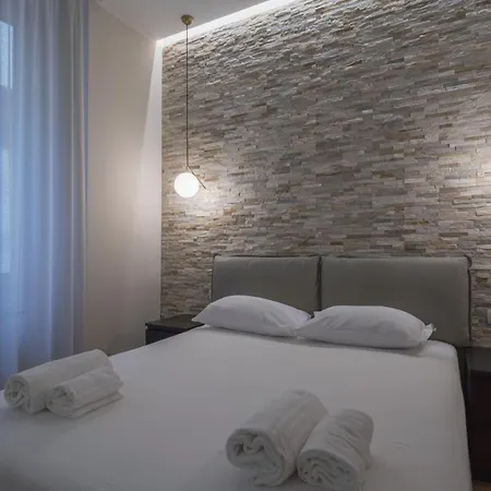 Easylife - Elegante E Moderno In Zona Garibaldi Apartment
