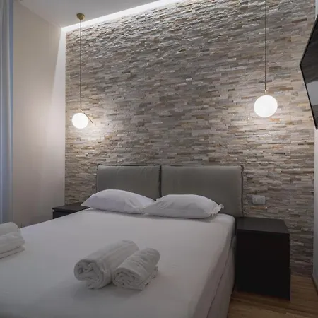 Easylife - Elegante E Moderno In Zona Garibaldi Apartment