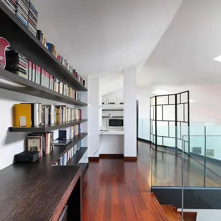 Npa20 Luxury Large In Navigli District Mailand