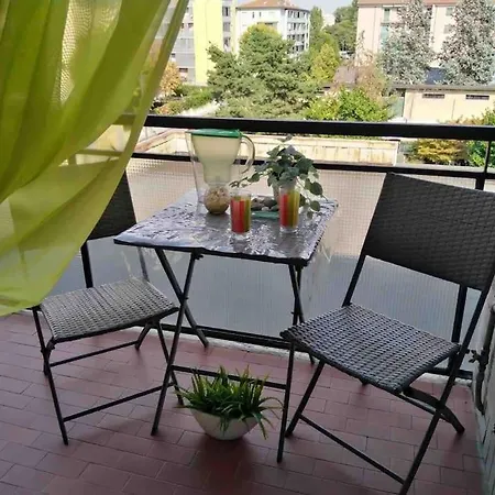 Lovely Flat, Super Connected To The Centre,wifi,4p Apartment Milan