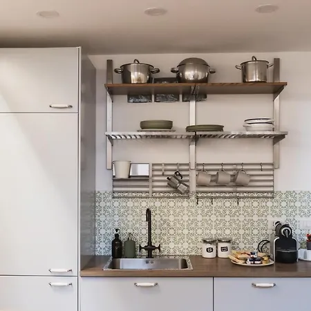 Apartment Casa Prada - The Away From In Milan