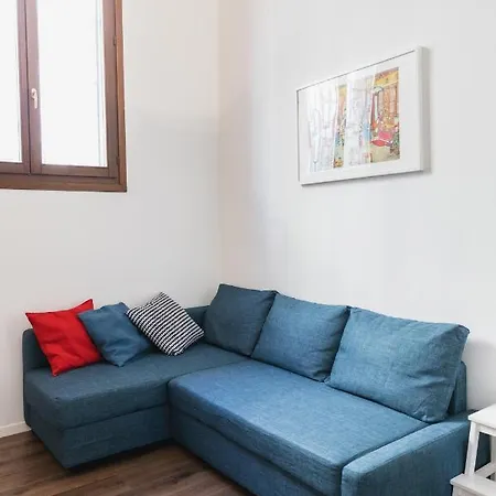 Casa Prada - The Away From In *