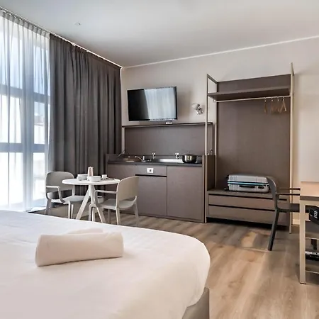 Joivy San Cristoforo - Terrace, Gym & Apartment