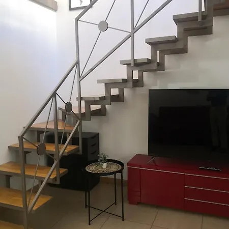 Διαμέρισμα Loft Ristrutturato Vicino M4 Argonne - San Benigno