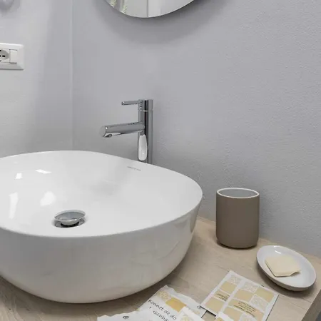 Montalbino Place Milano