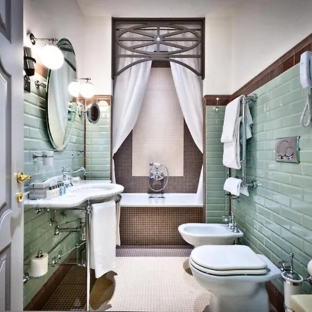 Chateau Monfort - Relais & Chateaux Otel Milano