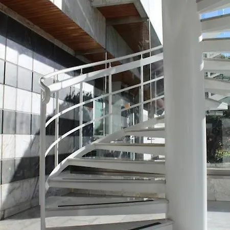 Con Terrazzo Apartment