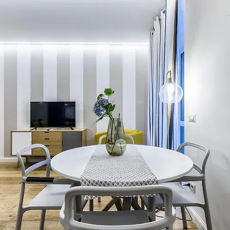 Beplace In Porta Venezia Daire *