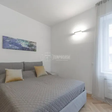 Apartment Milano: Incantevole In Pieno Centro - Fancy Yellow