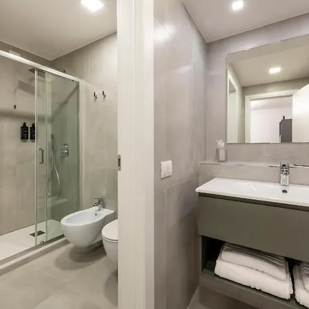 Royal - Centro Duomo Apartman Milánó