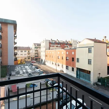 아파트 Modern House Dergano A 150 Metri Metro