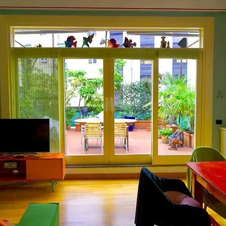 Apartment City-life Duomo: With Sunny Terrace *