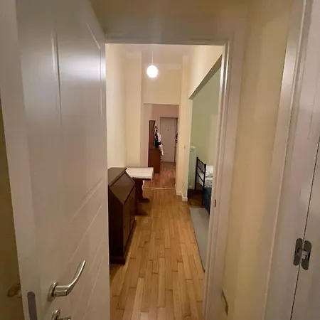 Easy Italy Balcony Apartment Mailand