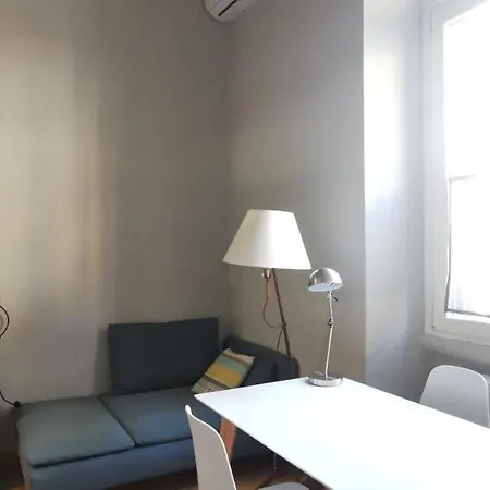 Great In Milanocenter Near Station Апартаменты