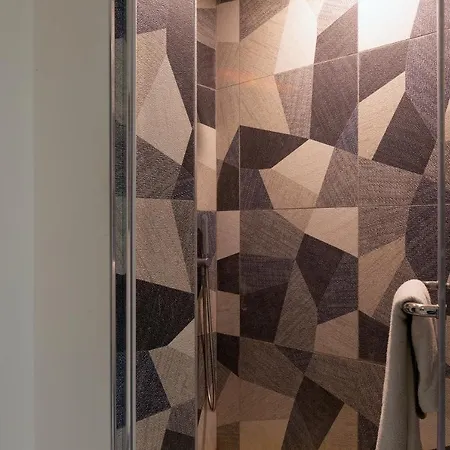 Armani House, Superior In Center Apartamento