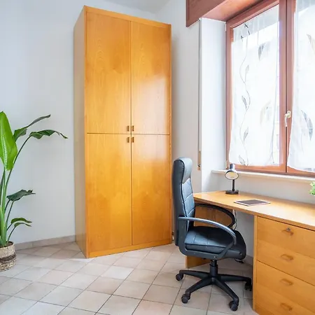 A 10 Min Dal Duomo - Trilocale Moderno Con 3 Letti E 2 Bagni In Citta Studi *